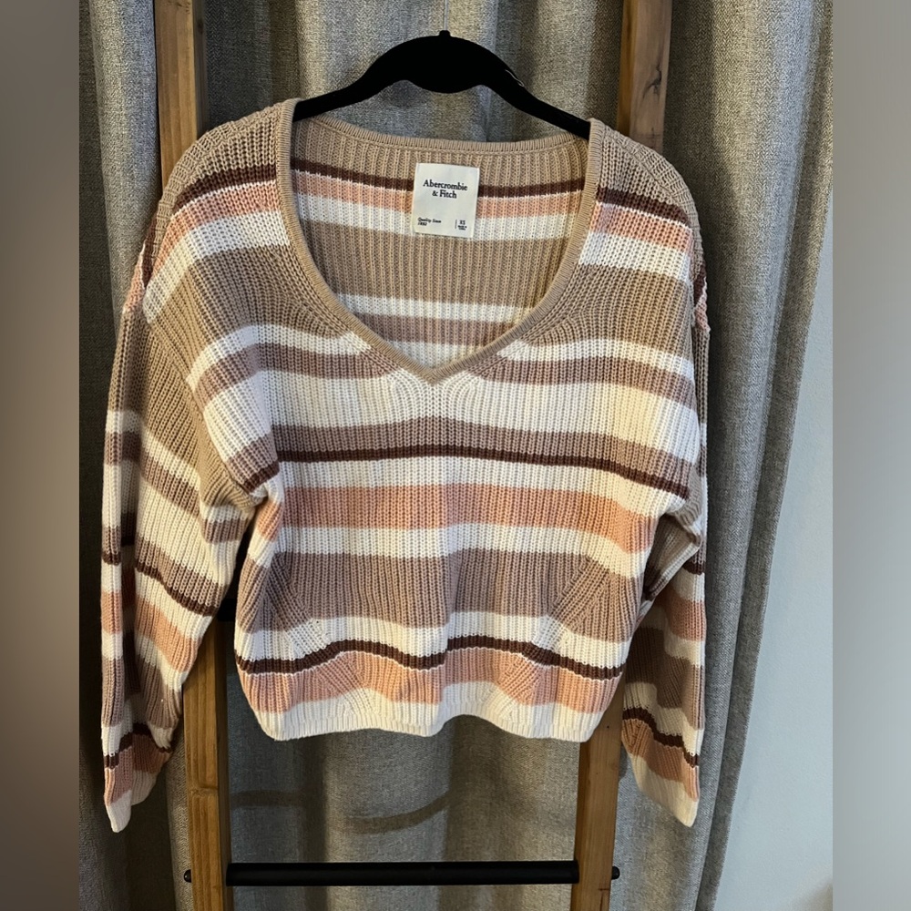 Abercrombie sweater